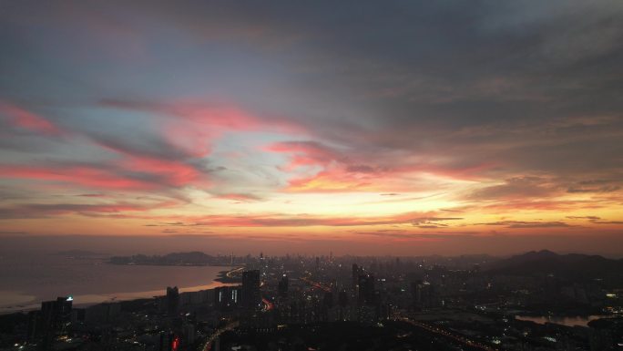 深圳平安大厦晚霞