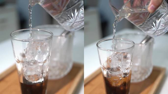 制作咖啡  加水  冰美式咖啡