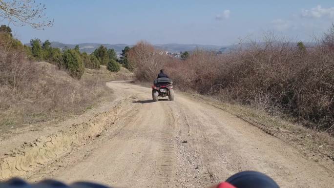 越野驾驶Atv旅行、夏季、公路旅行、