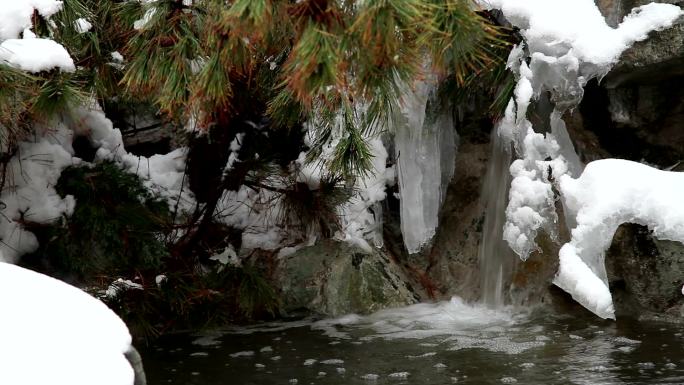 冬季瀑布高山流水瀑布绿水青山