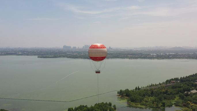 东湖氦气球