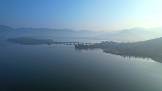 余姚四明湖日出美景