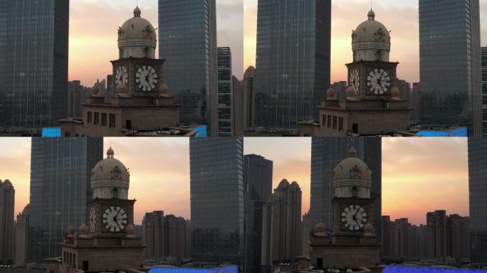 郑州：交通银行楼大钟
