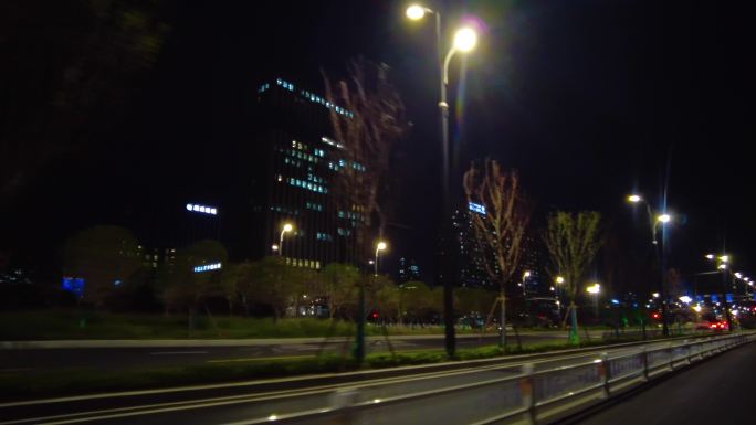 城市夜晚马路夜景汽车窗外的风景视频素材9