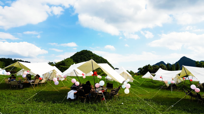 露营基地素材家庭休闲欢聚游玩搭帐篷露营欢