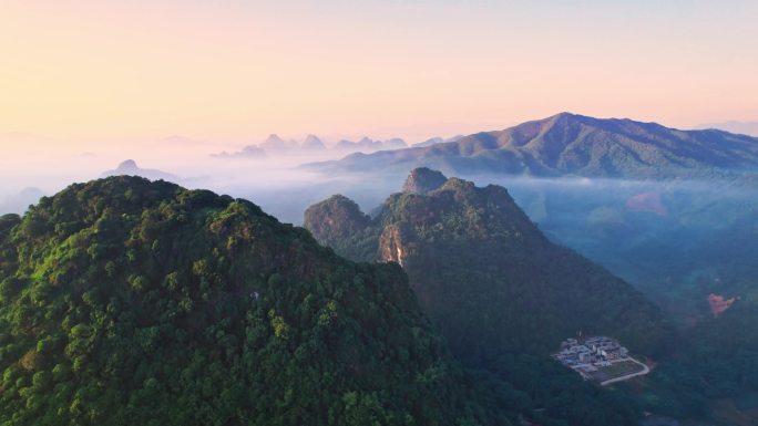 航拍清远英德英西峰林日出 中国山水 山