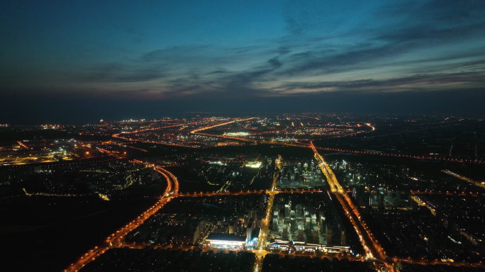 上海临港新片区滴水湖夜景