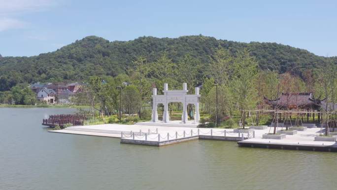 4K杭州双浦铜鉴湖航拍风景