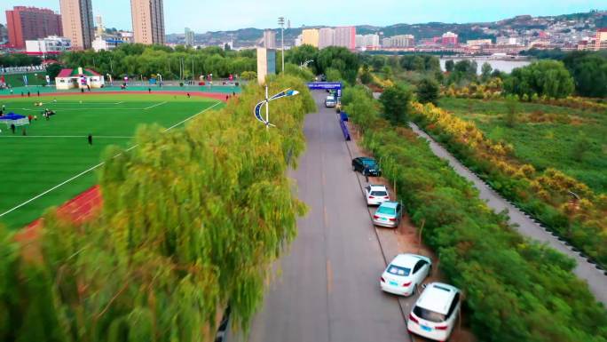 陕西省榆林市府谷县沿黄观光公路自行车赛