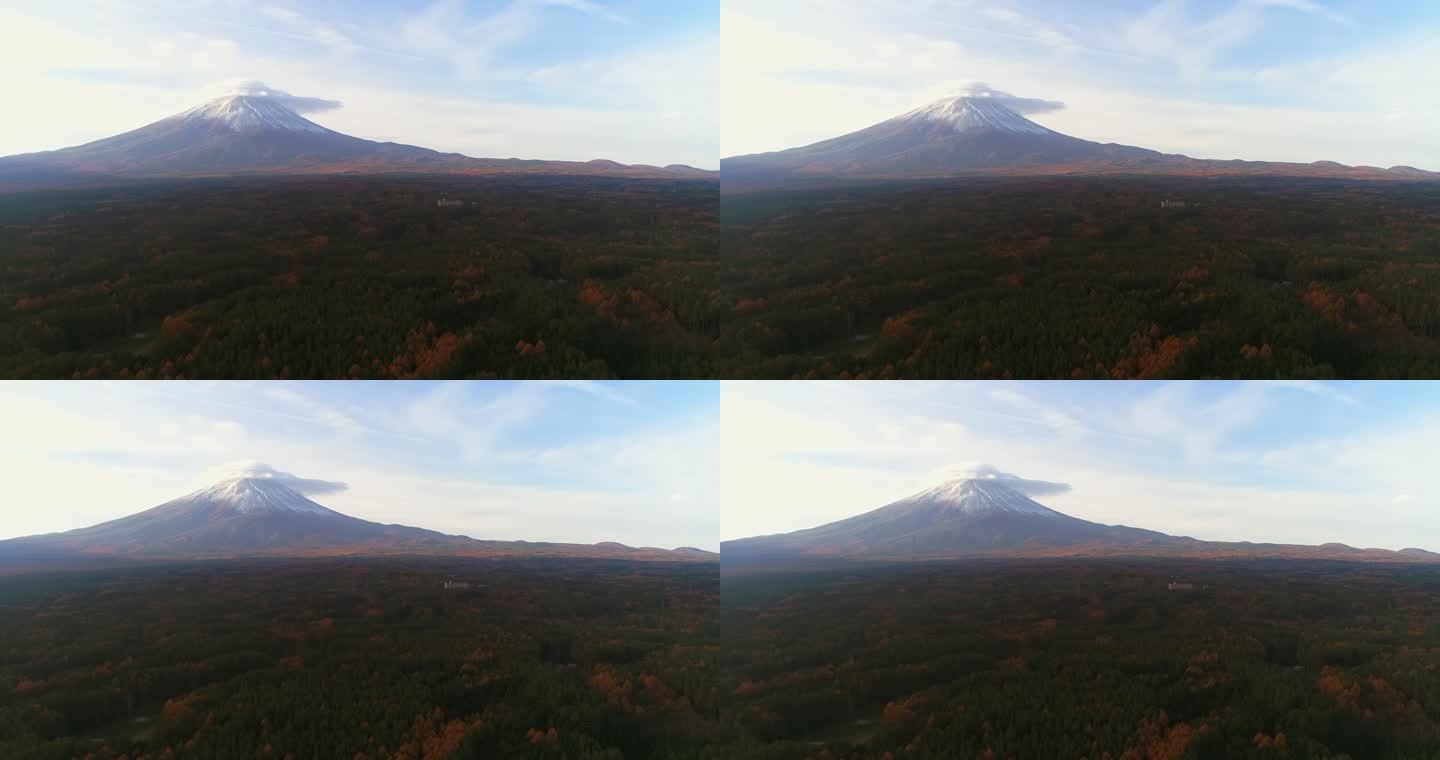 空中：早晨的富士山。