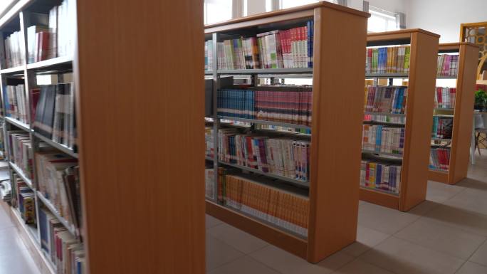 阅览室书架