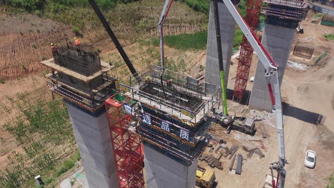 航拍 高速公路建设 桥梁施工