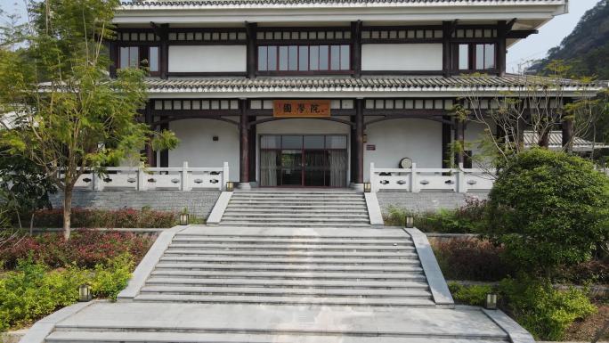 广西玉林都峤山养心学院