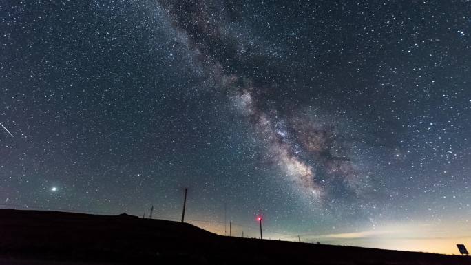 4K银河星空崇礼风车草原天路风光延时