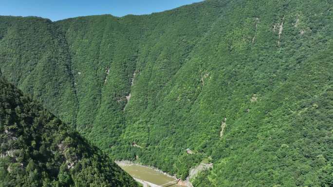 秦岭高山峡谷