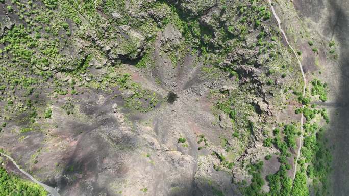 黑龙江五大连池老黑山火山口4K航拍