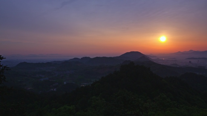 山村日出延时