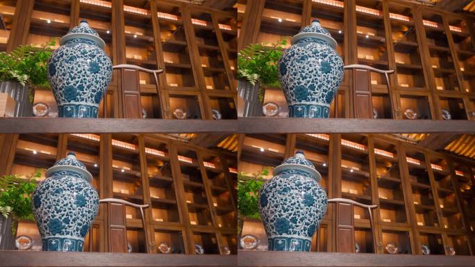 青花瓷瓶视频茶楼里的瓷器