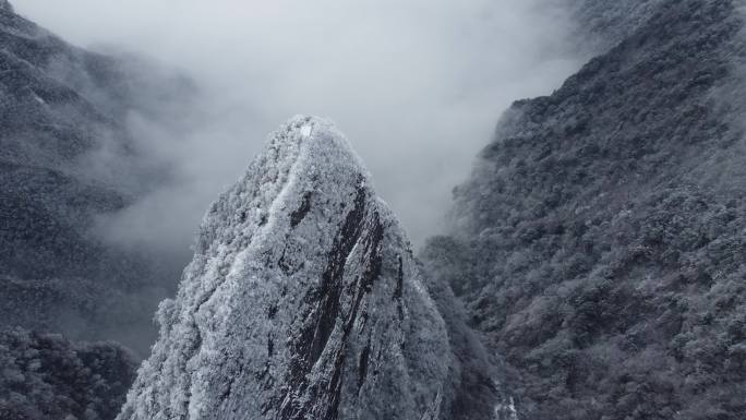 大疆航拍大州八台山雪景