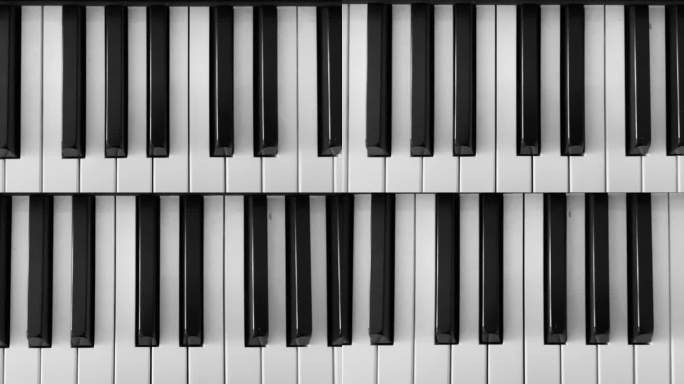 钢琴键俯视图黑白键平移近景