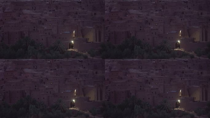 艾特·本哈杜的历史情结。夜晚沙漠上的古老砖砌村庄