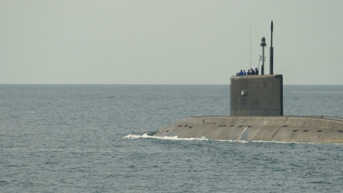 公海导弹潜艇舰船侵略海军军舰导弹潜艇