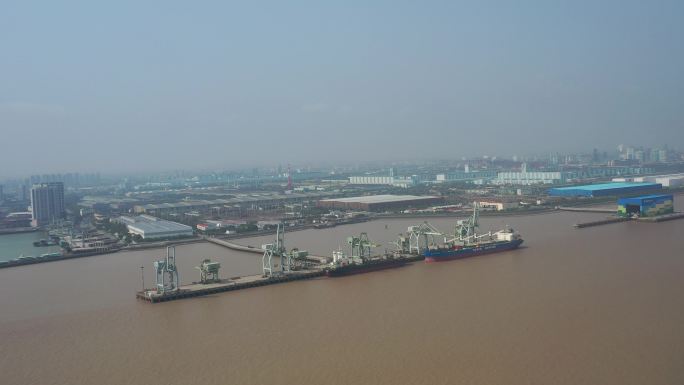 4K原素材-航拍上海宝钢专用码头