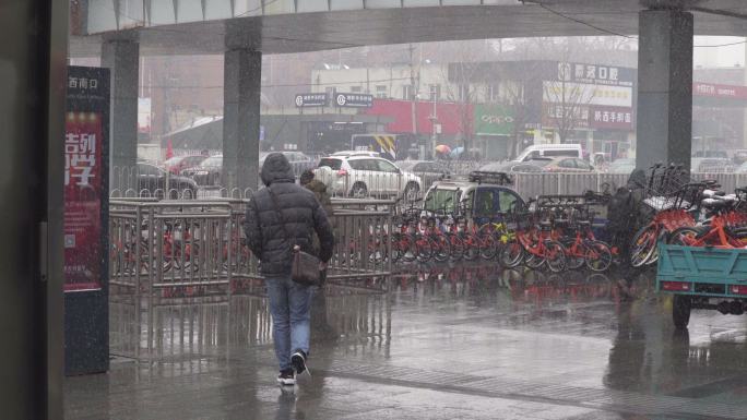 北京中关村地铁雪景 大雪纷飞 合集