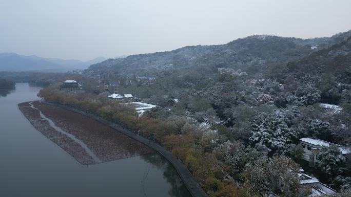 杭州西湖北山街冬季雪景航拍