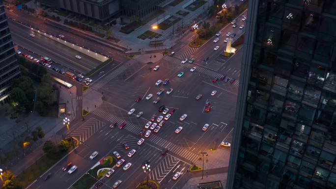 航拍成都高新区天府大道十字路口夜景