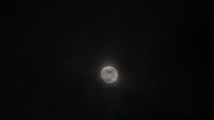 4k夜晚下的月亮空境素材