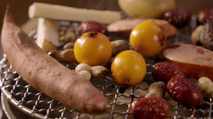 围炉烤水果、红薯摇镜头