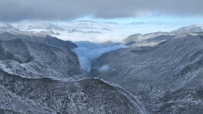 唯美秀丽山川雪景云雾航拍素材