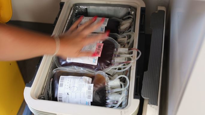 为住院病人捐献的几袋血，真是太好了。为身体献血的好处