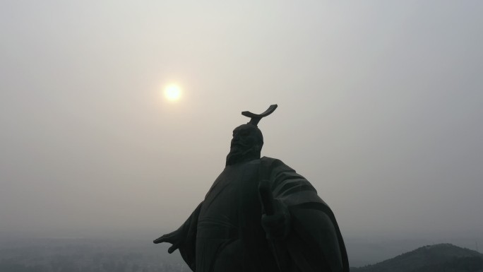 航拍永城大汉雄风 夕阳下的巨型刘邦雕像