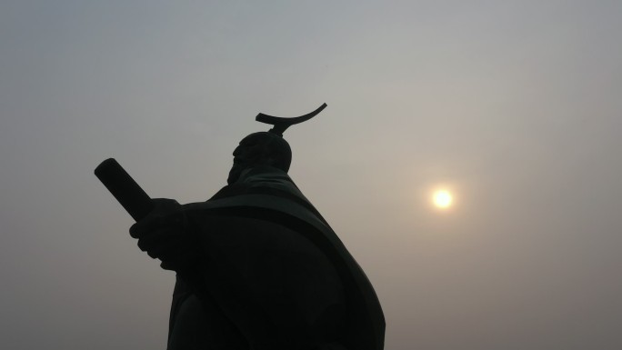 航拍 永城夕阳下大汉雄风 巨型刘邦雕像