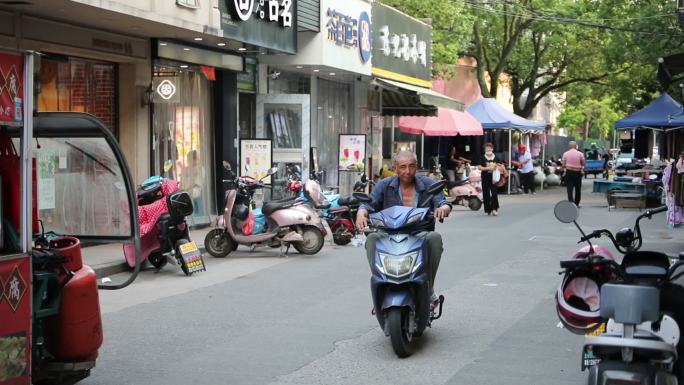 浙江宁波镇海炼化区街头景象