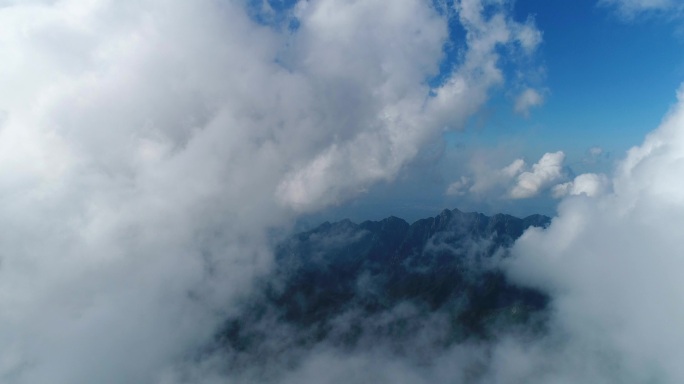 陕西 5A景区太白山云海穿云航拍