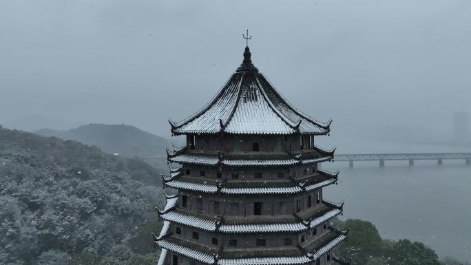 杭州六和塔雪景