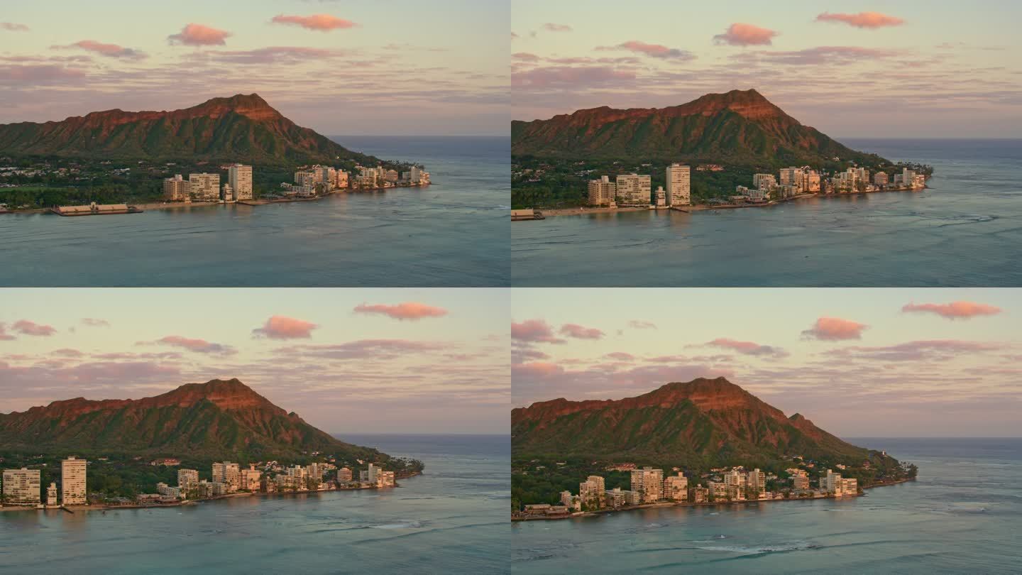 AERIAL Waikiki，HI在夕阳照耀下的钻石头脚下