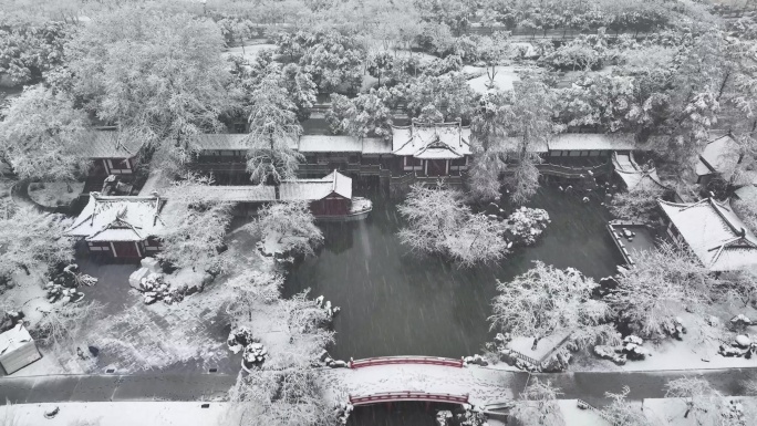 武汉东湖磨山樱花园航拍雪景风光