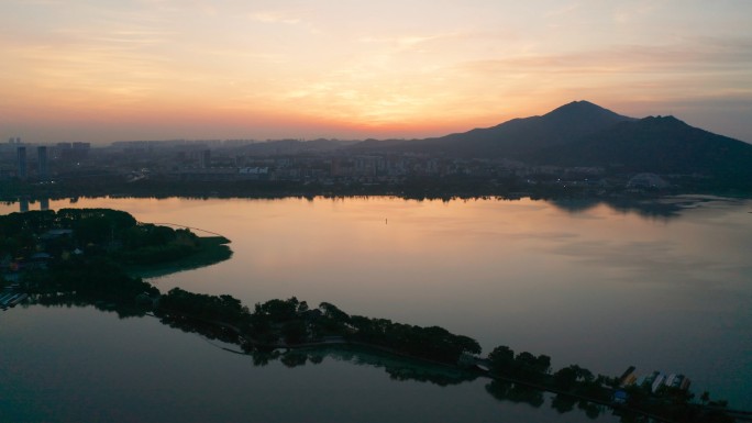 南京玄武湖与城市风光航拍