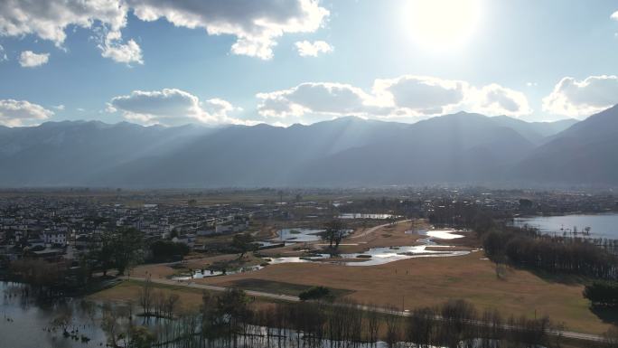 中国云南大理苍山洱海农场天际线