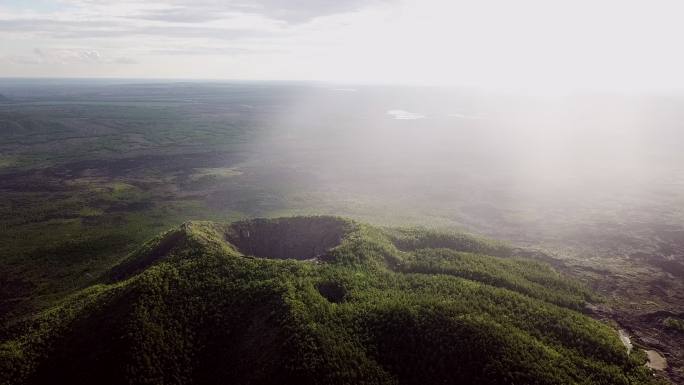 火山口航拍  火山群实拍