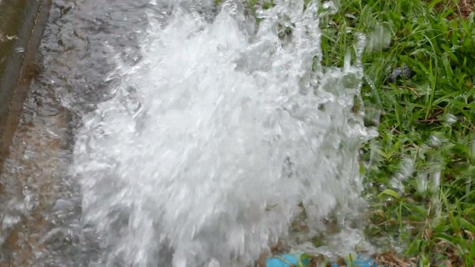 强暴雨下雨天梅雨季节城市积水