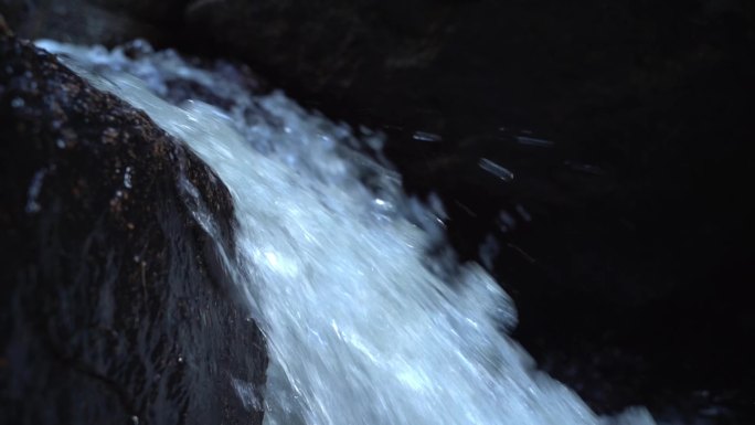 山泉 溪流、河水 溪流 山泉水 石缝水