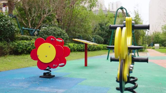 4K儿童游乐设施健身器材