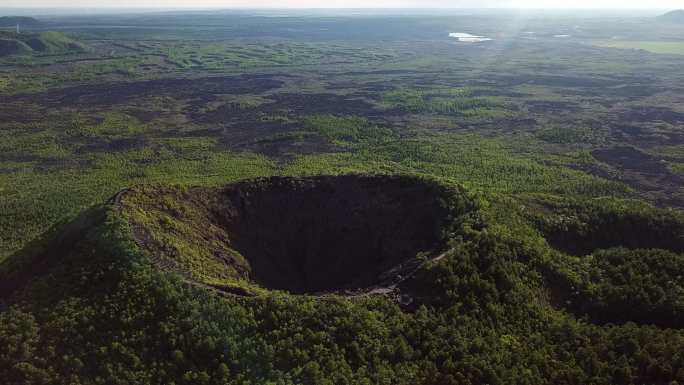 火山口 火山地质 五大连池航拍