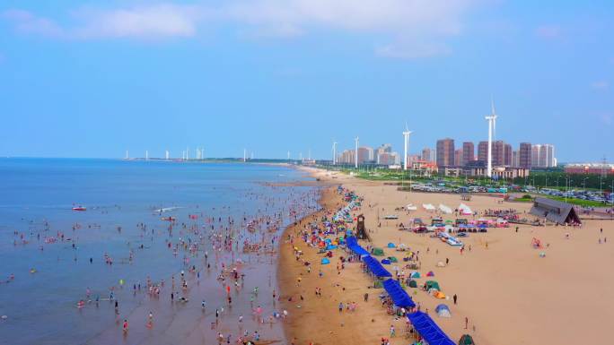 那香海海水浴场夏天海边沙滩游客游玩度假