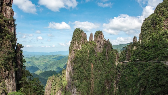 4K延时拍摄莽山五指峰景区风云变化